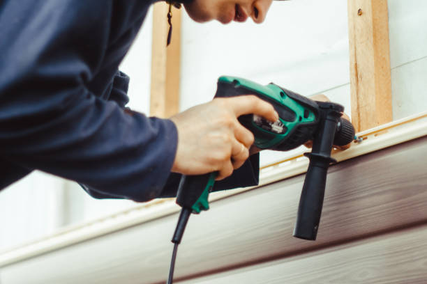 Best Composite Siding  in Loma, CO